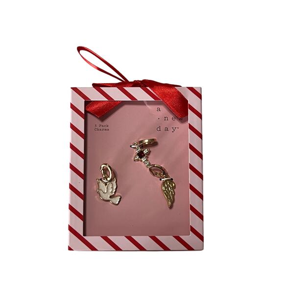 A New Day Jewelry Charms Set Gold-Tone 3-Pack Women Cross Dove Angel Wing - Picture 2 of 2